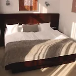 Lev Hotel 4*