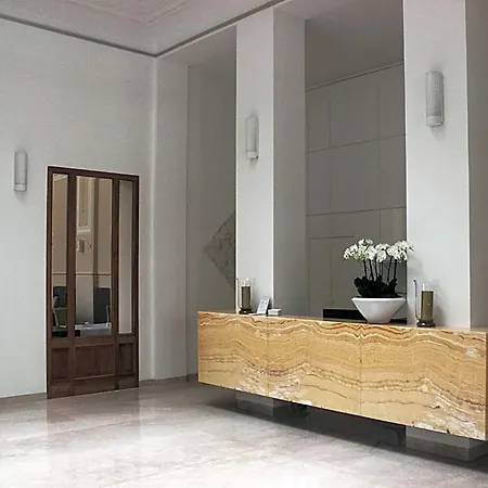 Hotel Lev Levice