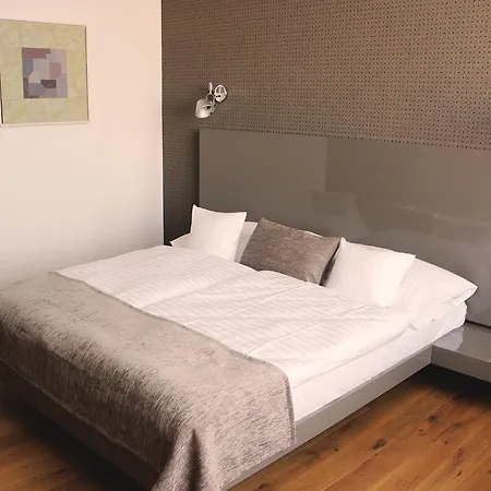 Lev 4*